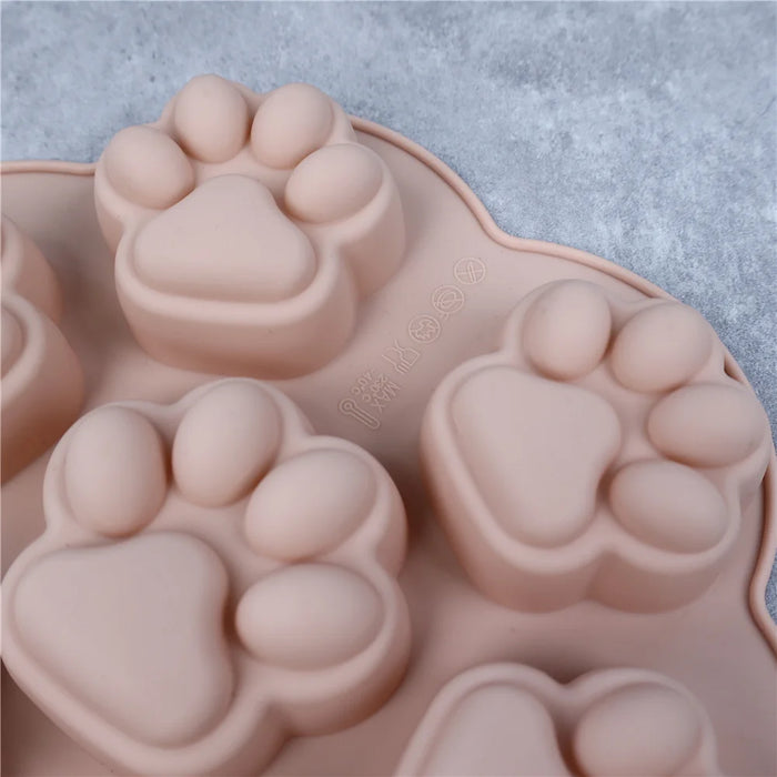 Détail des empreintes de patte en silicone souple